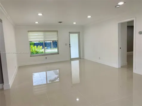 1321 Garfield Street Hollywood FL 33019