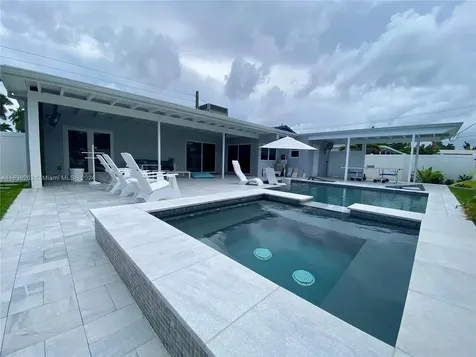 1321 Garfield Street Hollywood FL 33019