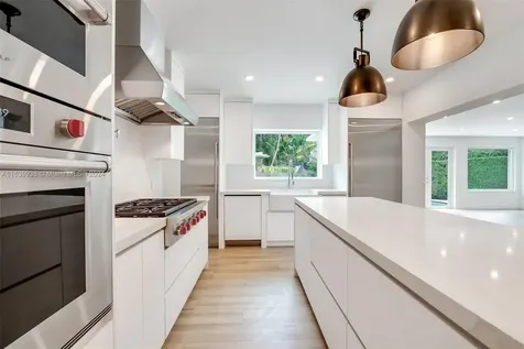 2705 Hilola Street Miami FL 33133