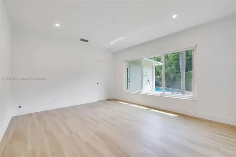2705 Hilola Street Miami FL 33133