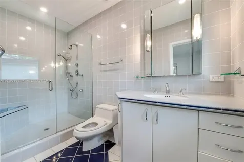 2705 Hilola Street Miami FL 33133