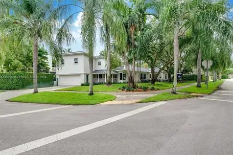 2705 Hilola Street Miami FL 33133