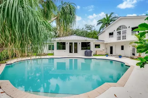 2705 Hilola Street Miami FL 33133