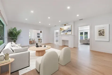 2705 Hilola Street Miami FL 33133