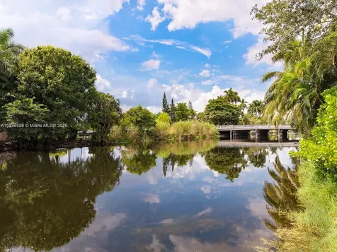 Biscayne Park FL 33161