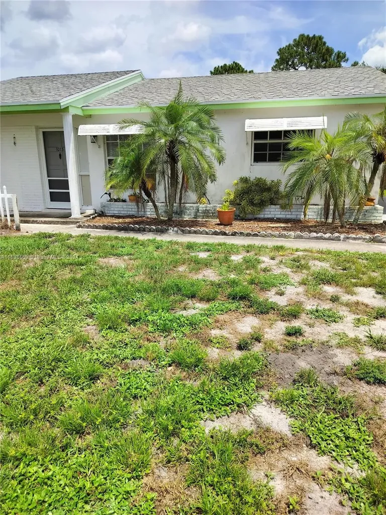 1013 Riverwood Lane Jupiter FL 33458