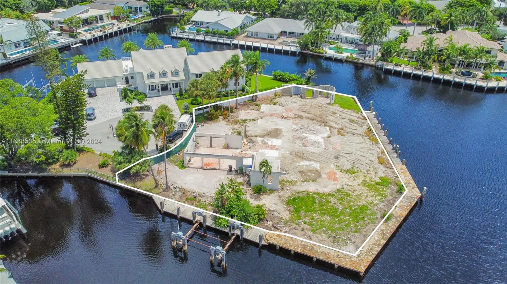 30 Compass Point Fort Lauderdale FL 33308