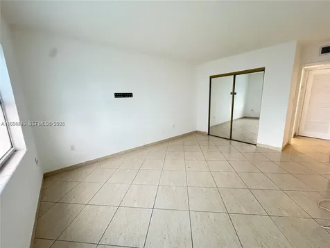 400 Kings Point Drive Sunny Isles Beach FL 33160