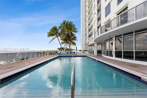 1900 Sunset Harbour Drive Miami Beach FL 33139