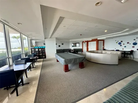 1900 Sunset Harbour Drive Miami Beach FL 33139