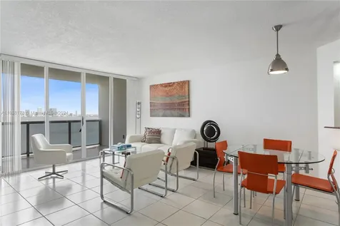 1900 Sunset Harbour Drive Miami Beach FL 33139