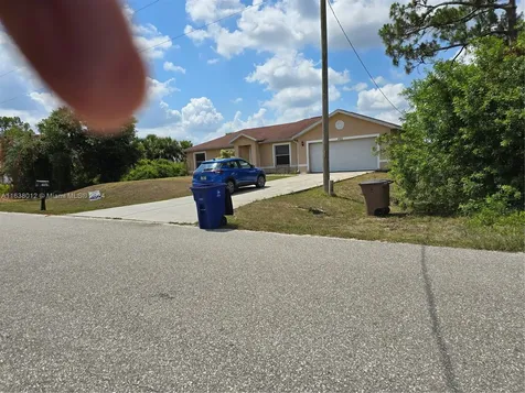 466 Rewing Street Lehigh Acres FL 33974