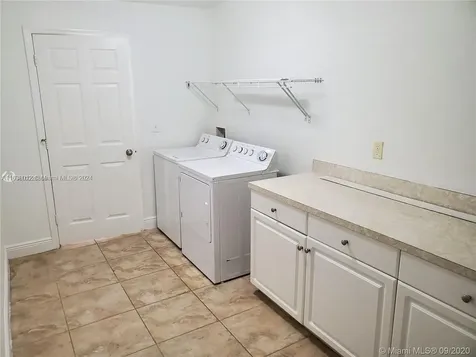 466 Rewing Street Lehigh Acres FL 33974