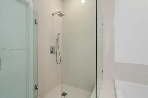 45 SW 9th Street Miami FL 33130