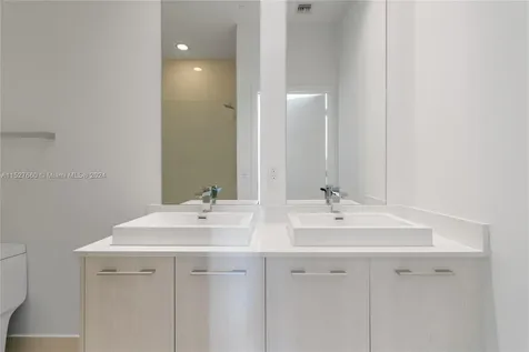 45 SW 9th Street Miami FL 33130