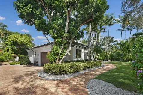 6701 SW 102nd Terrace Pinecrest FL 33156