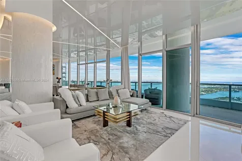 900 Biscayne Boulevard Miami FL 33132