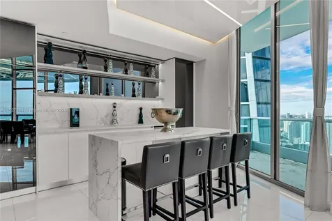 900 Biscayne Boulevard Miami FL 33132