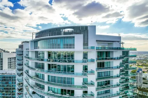 900 Biscayne Boulevard Miami FL 33132