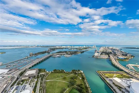 900 Biscayne Boulevard Miami FL 33132