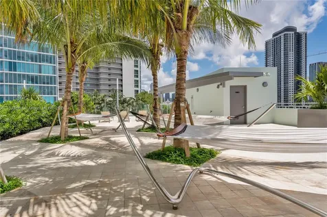 900 Biscayne Boulevard Miami FL 33132