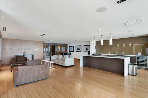 900 Biscayne Boulevard Miami FL 33132