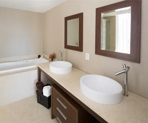 475 Brickell Avenue Miami FL 33131