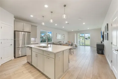 1476 Pongam Terrace Hollywood FL 33021