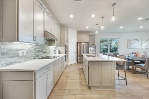 1476 Pongam Terrace Hollywood FL 33021