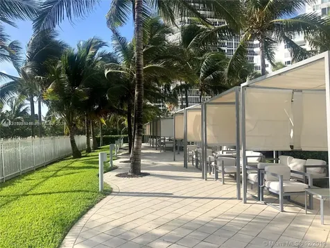 10275 Collins Avenue Bal Harbour FL 33154