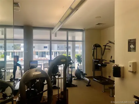 10275 Collins Avenue Bal Harbour FL 33154