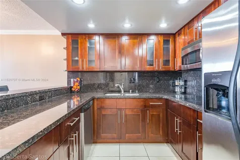 3180 S Ocean Drive Hallandale Beach FL 33009