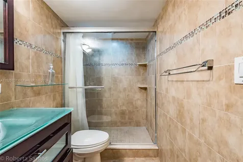 3180 S Ocean Drive Hallandale Beach FL 33009