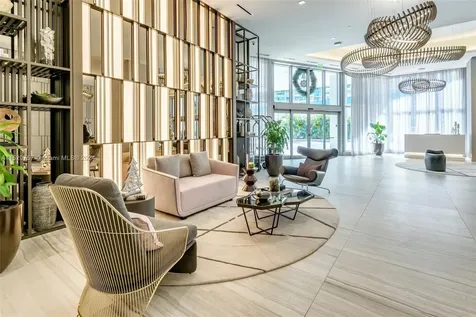 4010 S Ocean Drive Hollywood FL 33019