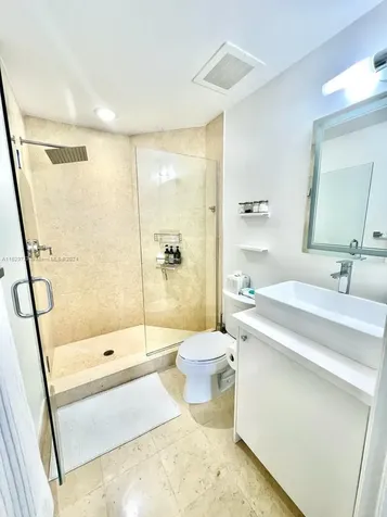 19900 E Country Club Drive Aventura FL 33180
