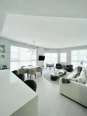 19900 E Country Club Drive Aventura FL 33180