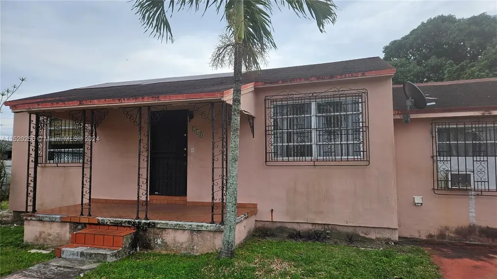 640 E 6th Street Hialeah FL 33010
