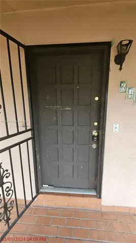 640 E 6th Street Hialeah FL 33010