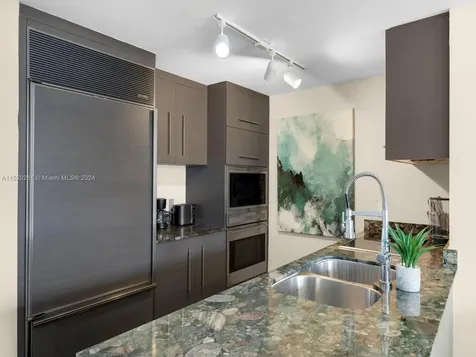 485 Brickell Avenue Miami FL 33131