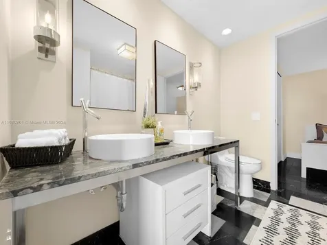 485 Brickell Avenue Miami FL 33131