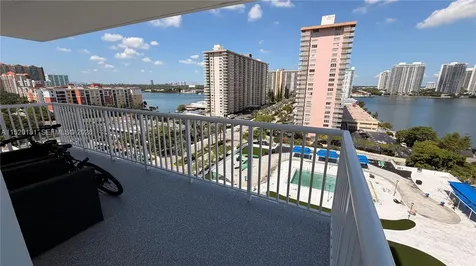 Sunny Isles Beach FL 33160