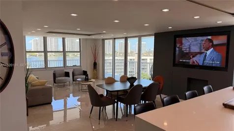 Sunny Isles Beach FL 33160