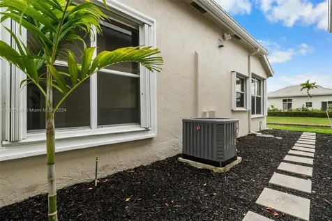 7973 Travlers Tree Drive Boca Raton FL 33433