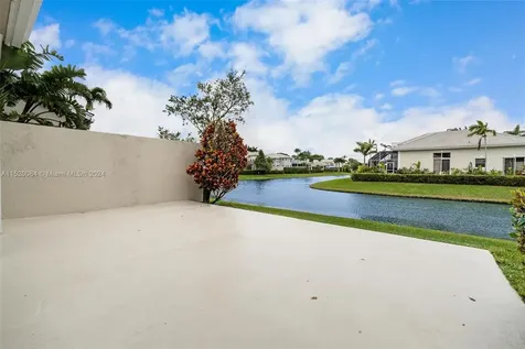 7973 Travlers Tree Drive Boca Raton FL 33433