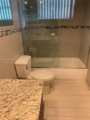 947 Lenox Avenue Miami Beach FL 33139