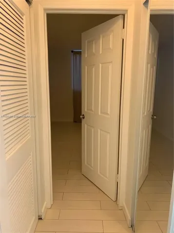 947 Lenox Avenue Miami Beach FL 33139