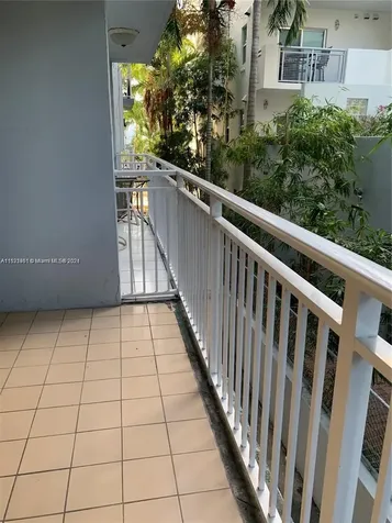 947 Lenox Avenue Miami Beach FL 33139