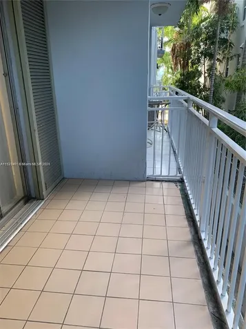 947 Lenox Avenue Miami Beach FL 33139