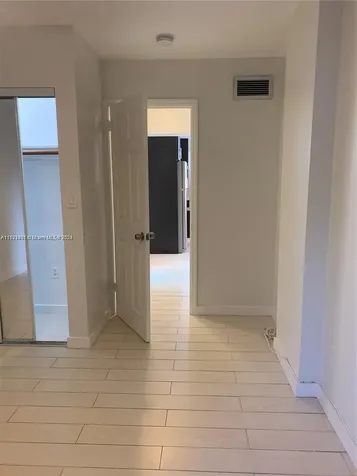 947 Lenox Avenue Miami Beach FL 33139