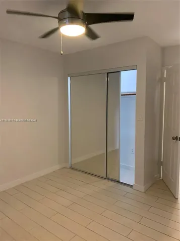 947 Lenox Avenue Miami Beach FL 33139